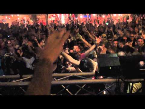 Tiësto – Suburban Train (Sean Tyas Faithful mix)﻿ Live @ Luminosity Beach Festival 2011