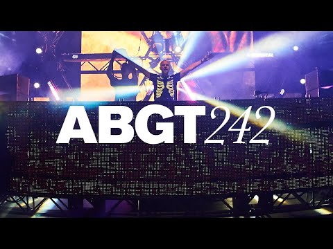 Group Therapy 242 with Above & Beyond and Dezza