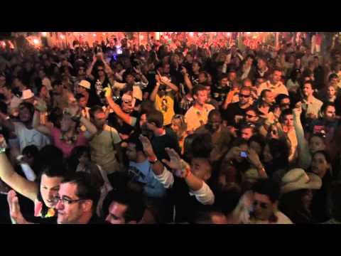 Sean Tyas Playing Believe ft. David Berkeley Live @ Luminosity Beach Festival 2011