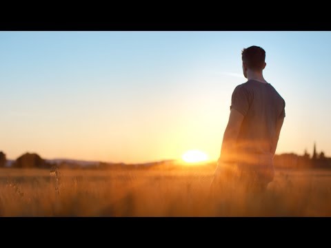 Armin van Buuren feat. Josh Cumbee – Sunny Days (Club Mix) [Official Music Video]