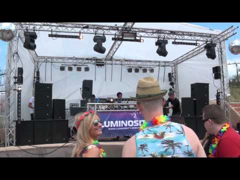 Eco Playing The Birth & Death of the Day (Eco Bootleg) @ Luminosity Beach Festival 2011 (1/11)